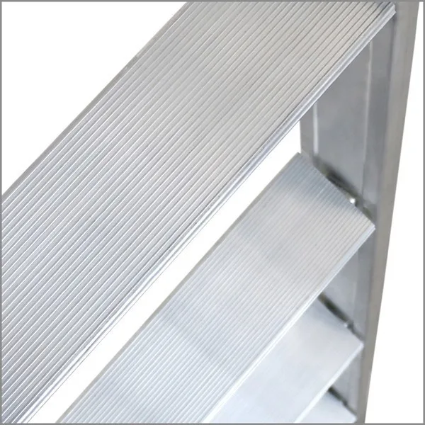 SerDeck SPP-R — Dar Koridor Raf ve Depolama Platformu - Geniş Basamaklar